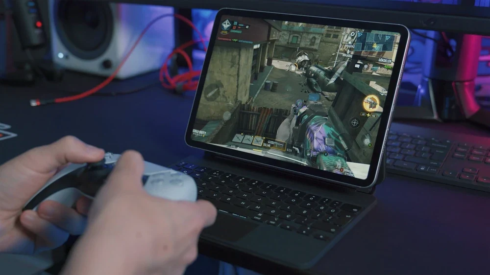 2-in-1 Gaming laptop/tablet being played with a controller