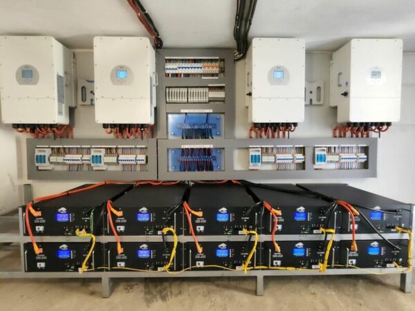 Guide to Connecting Two Inverters Together For A Seamless Connection ...