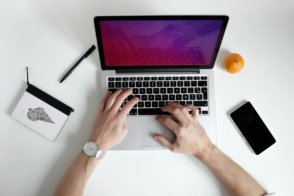 How to Delete Everything on Your Laptop