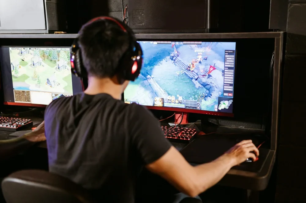 Professional gaming setup League of Legends players